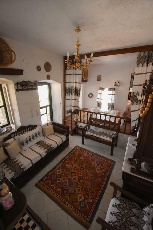 The Little House On The Hill Of Myrties Villa Luaran gambar
