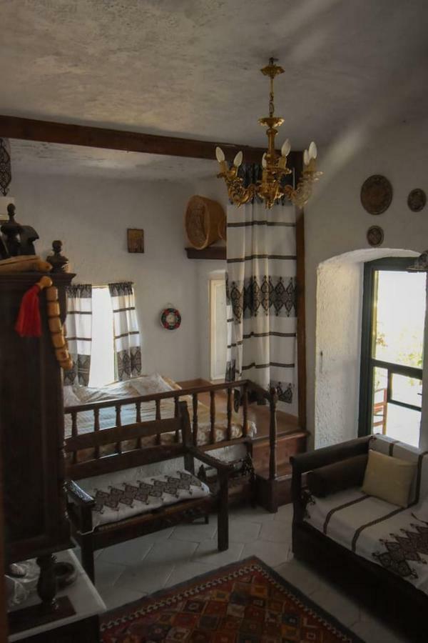 The Little House On The Hill Of Myrties Villa Luaran gambar
