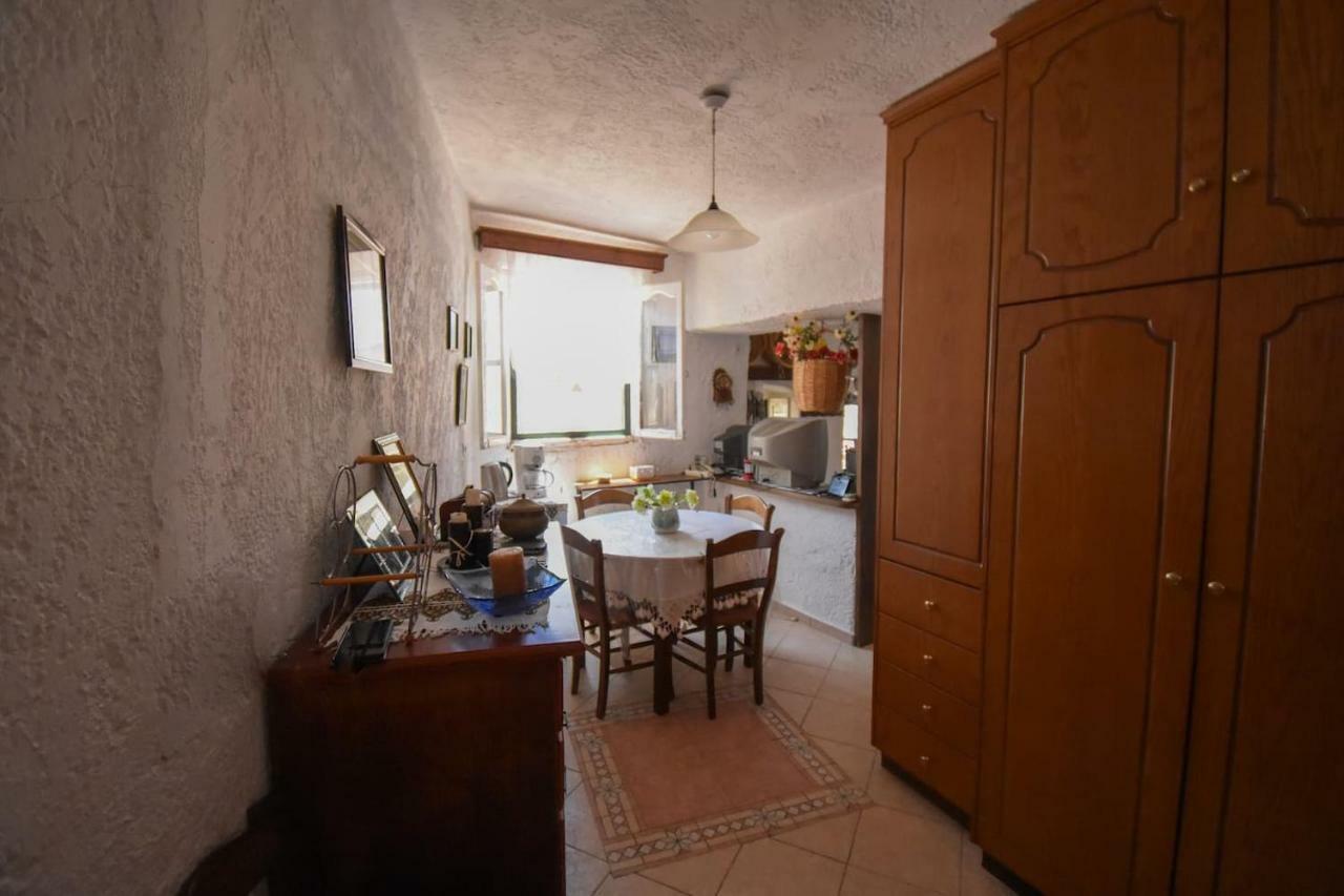 The Little House On The Hill Of Myrties Villa Luaran gambar